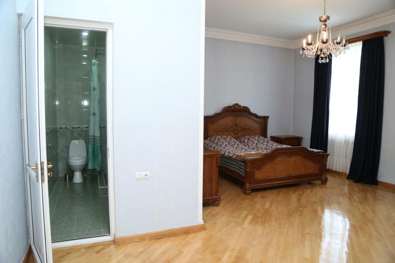 Apartments City On The Palm Tbilisi Exterior foto